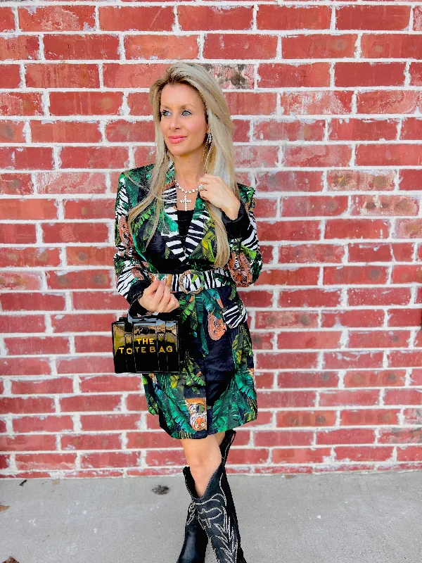 Wild Streak Printed Dress Flattering floral dresses for all body types