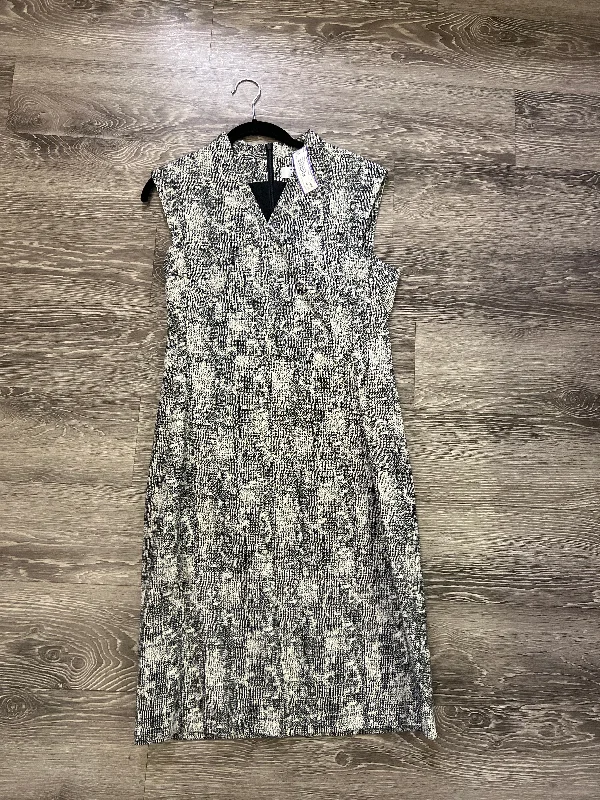 MM Lafleur Vneck Dress (Size 8) Printed unclassified dresses