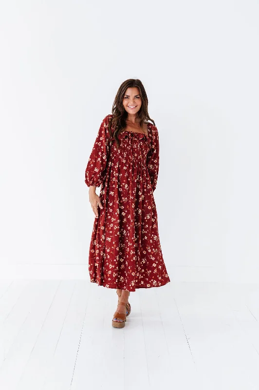 Blakely Floral Midi Dress Trendy Midi Look
